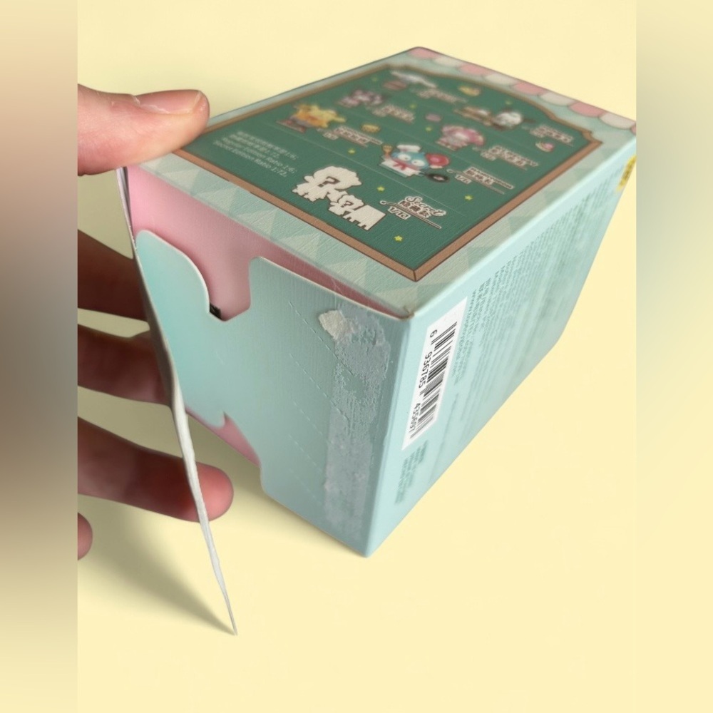 Sanrio Characters Roller Skating Restaurant Blind Box – (Opened to Verify) - Picture 5 of 7